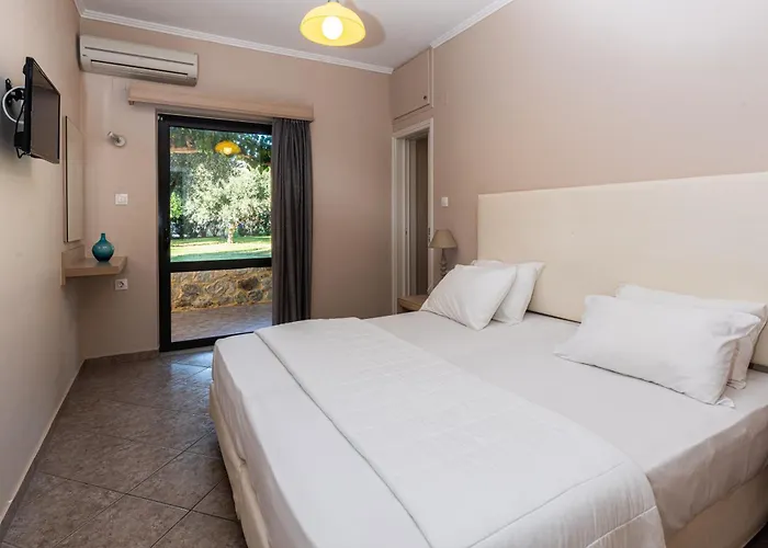 Mear Luxury Holiday Homes - Cretan Sunny Gems